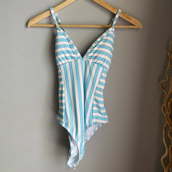 NWT Splendid Swimsuit - Picture 1 of 4